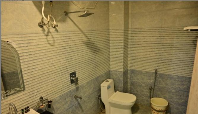 Hotel Raghuveer Inn By Bookingcare Sitapur Muafi Exteriör bild
